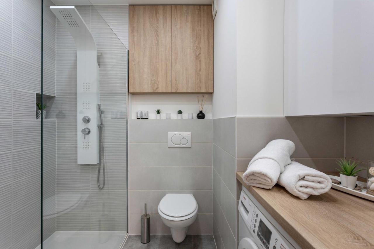 Spacious Apartment In Radnicka Business Zone - Free Parking ザグレブ エクステリア 写真