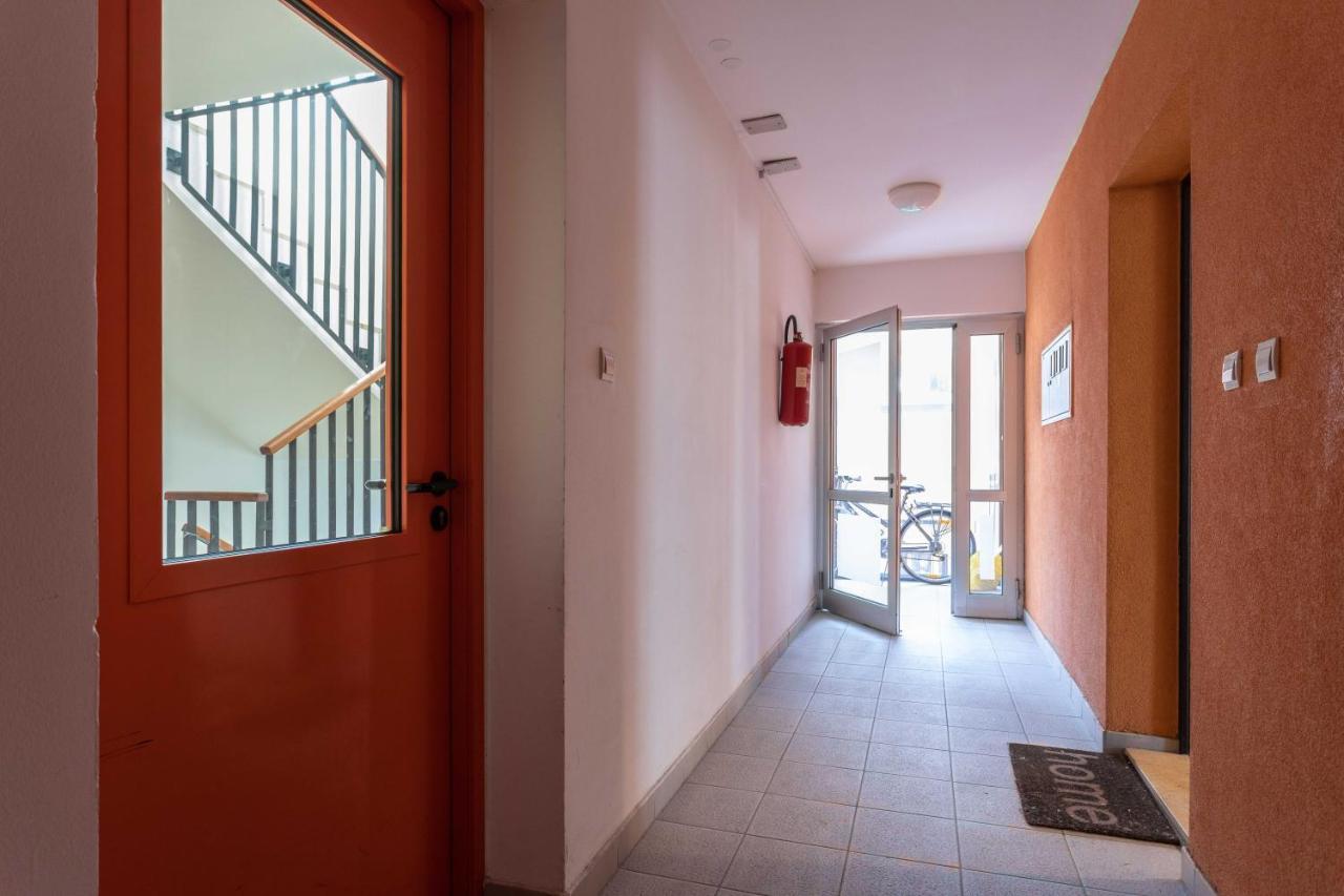 Spacious Apartment In Radnicka Business Zone - Free Parking ザグレブ エクステリア 写真